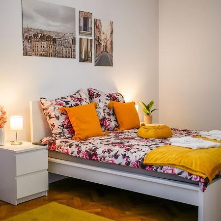 Ultracentral Golden Gatehouse 3 Bdrm Bucureşti Exterior foto