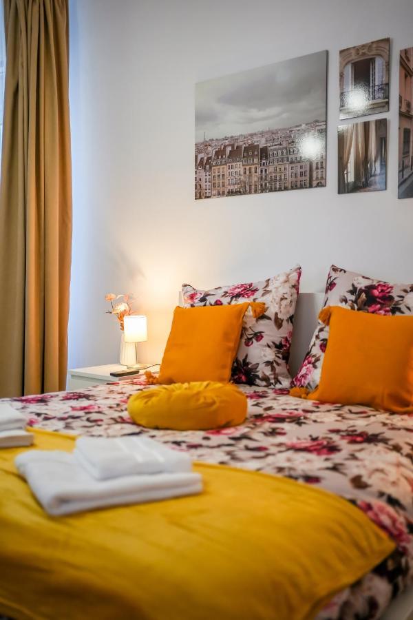 Ultracentral Golden Gatehouse 3 Bdrm Bucureşti Exterior foto